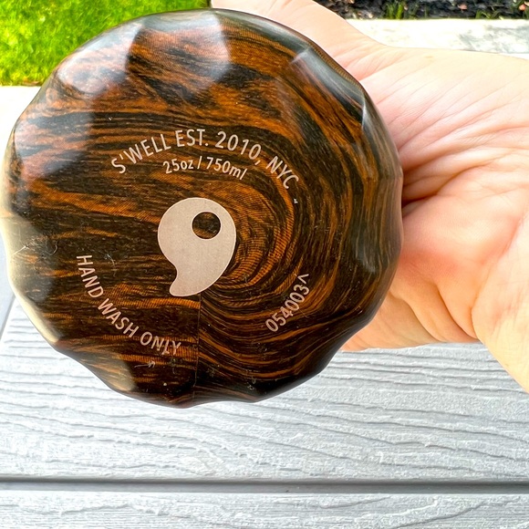 S’well large 25 oz wood grain collection water bottle - Picture 2 of 3